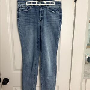 Judy Blue Women's Light Blue Classic Denim Jeans